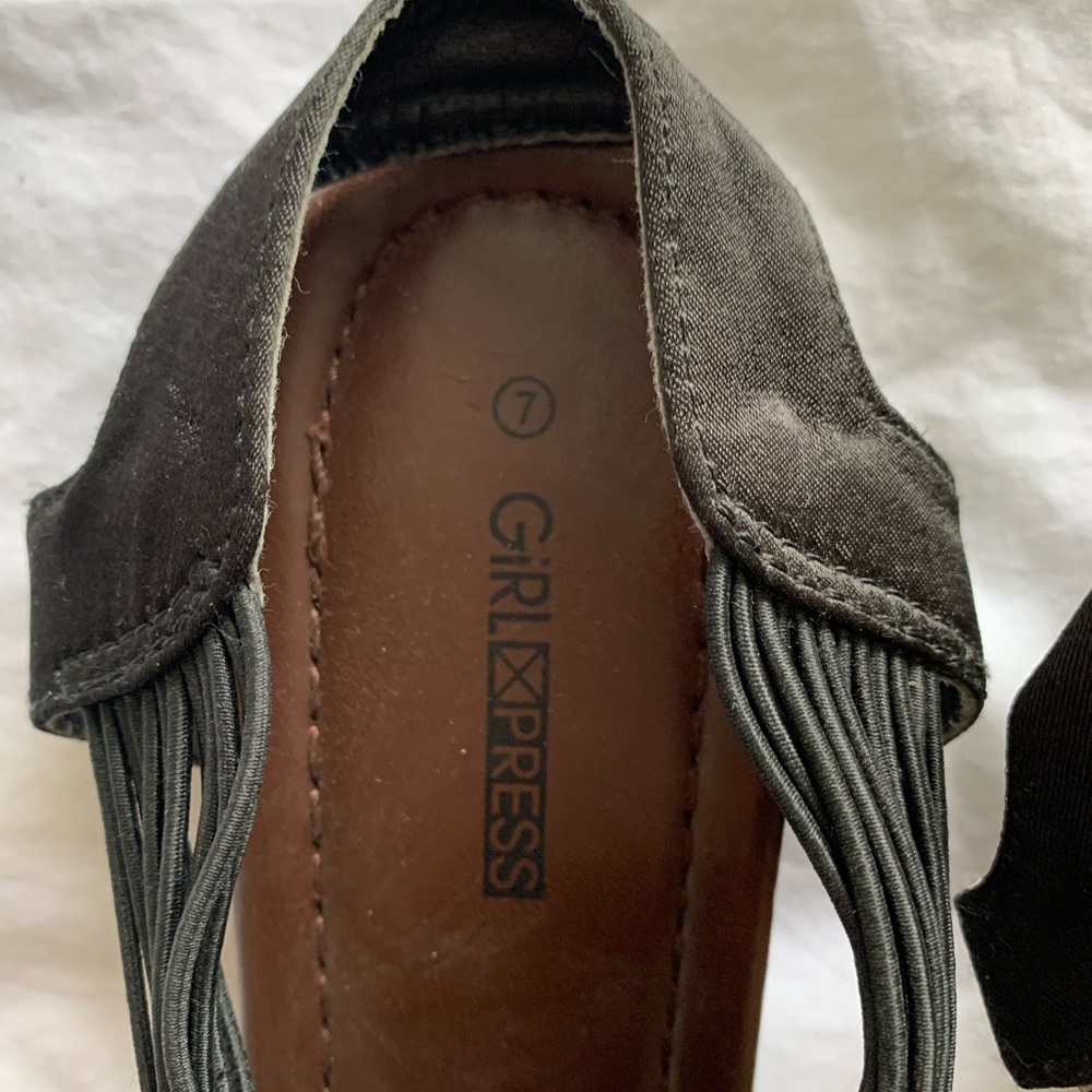 Black and brown faux leather sandals - Picture 3 of 4